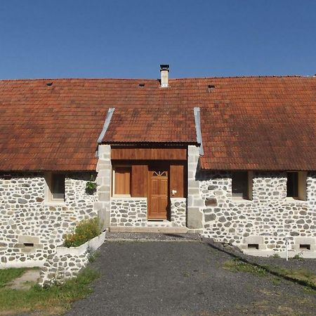 Le Bon Air Est Dans Le Pre Lägenhet Champagnac  Exteriör bild